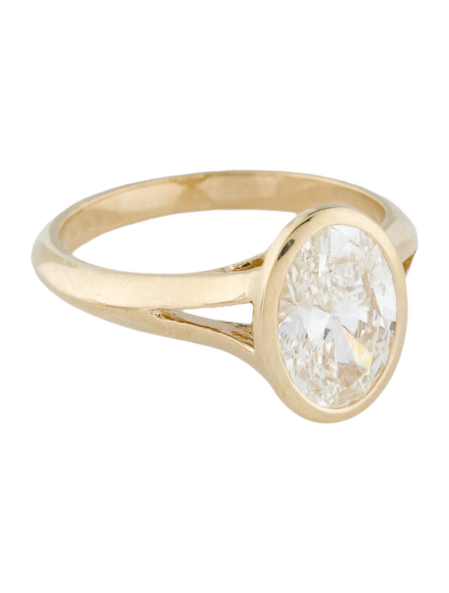 Engagement Ring 2.05ct Lab-Grown Diamond Engagement Ring