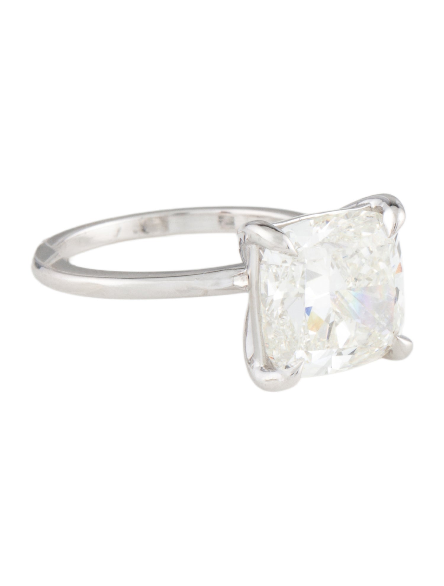 Engagement Ring 6.06ct Lab-Grown Diamond Solitaire Engagement Ring