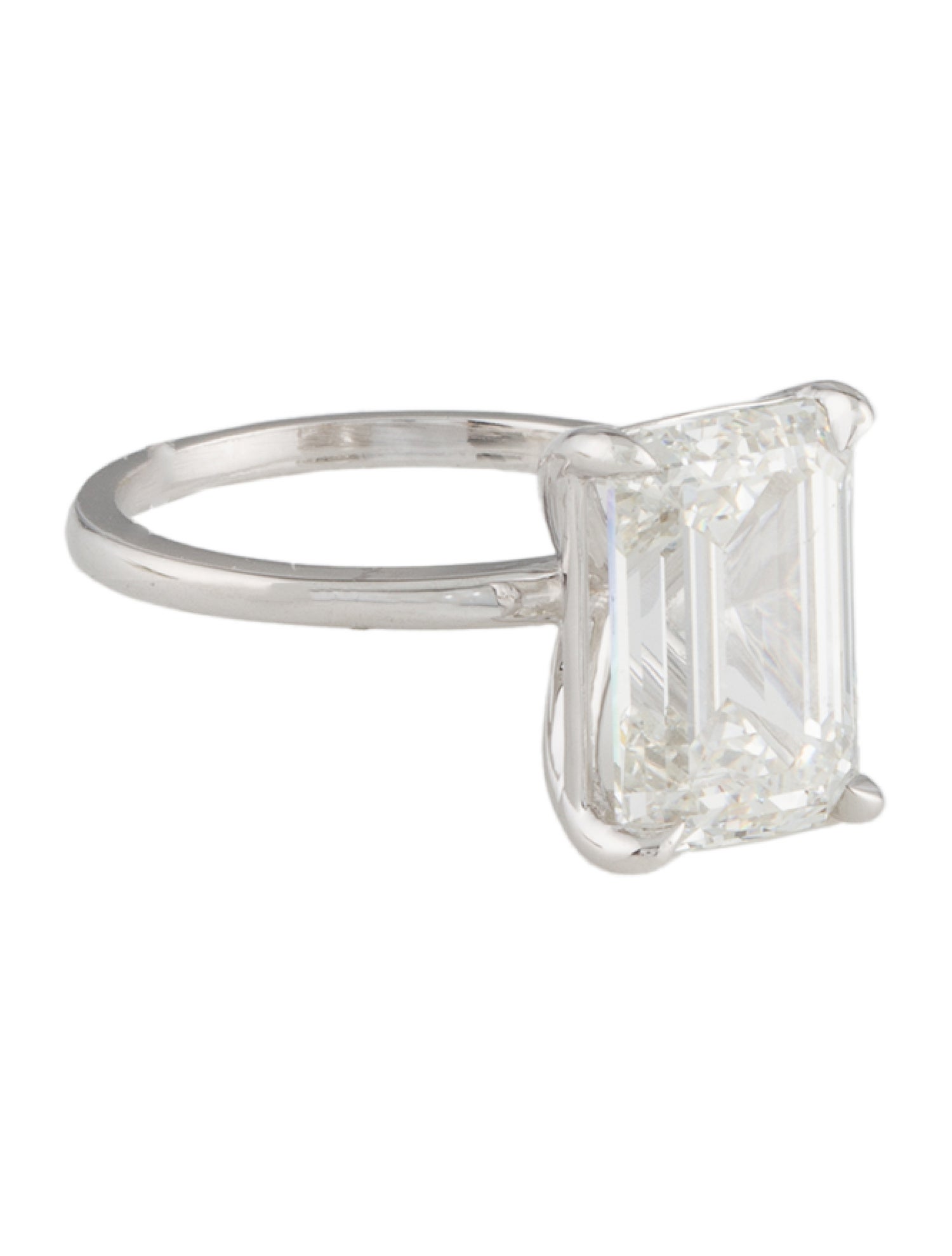 Engagement Ring 6.08ct Lab-Grown Diamond Solitaire Engagement Ring