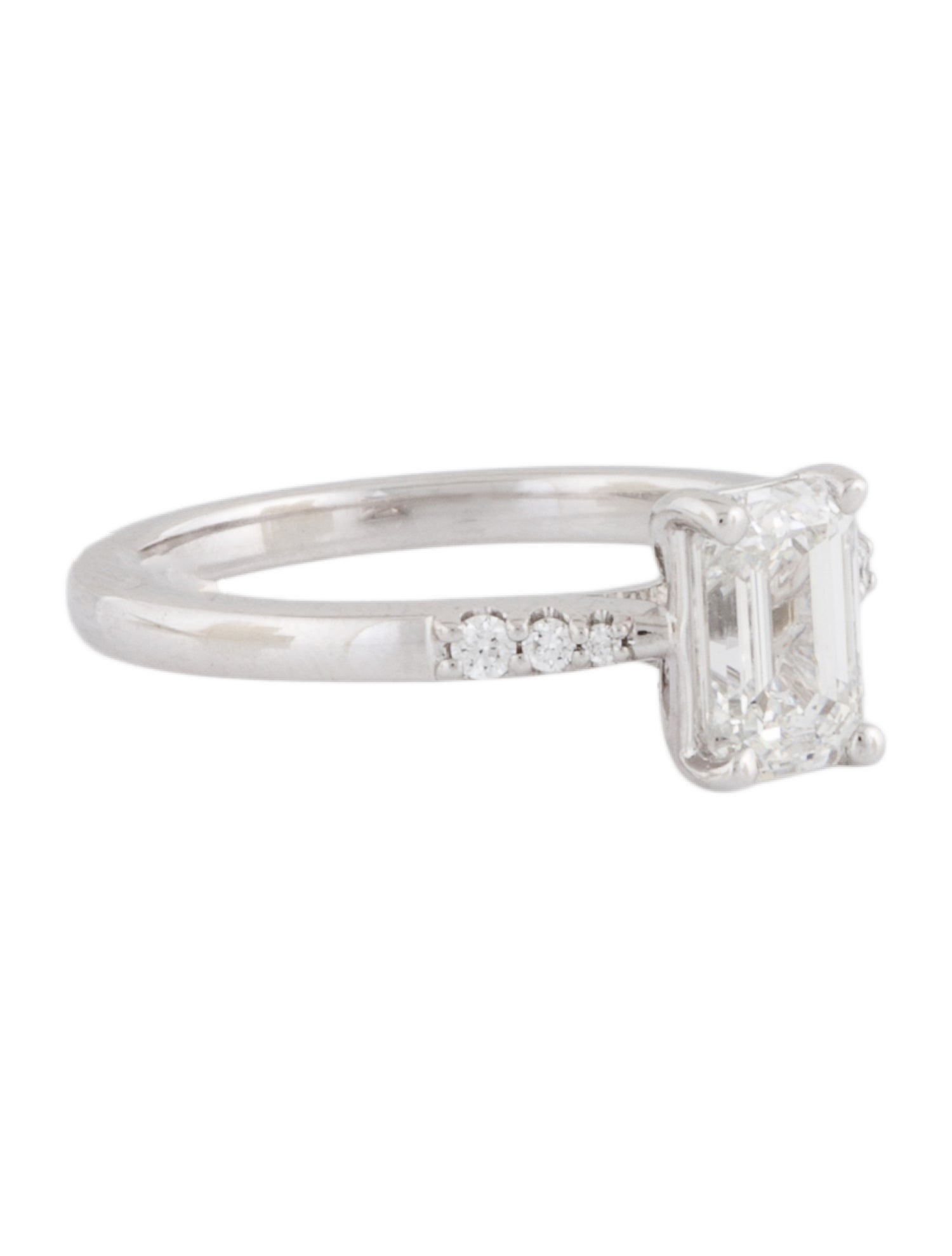 Engagement Ring 1.49ct Lab-Grown Diamond Prong Set