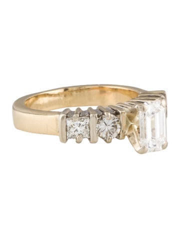 Engagement Ring 14K Diamond 4.5