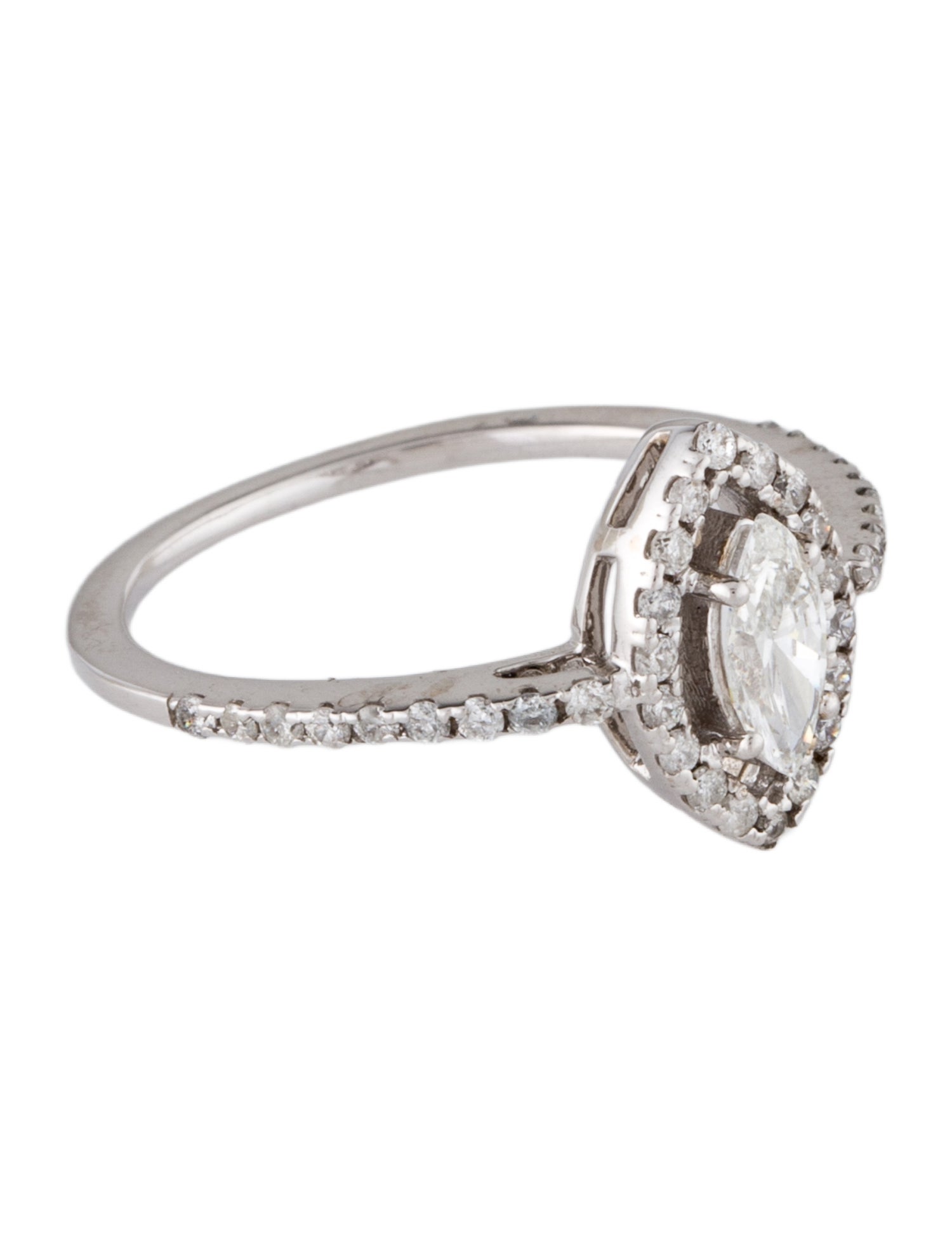 Engagement Ring 18K Diamond Engagement Ring