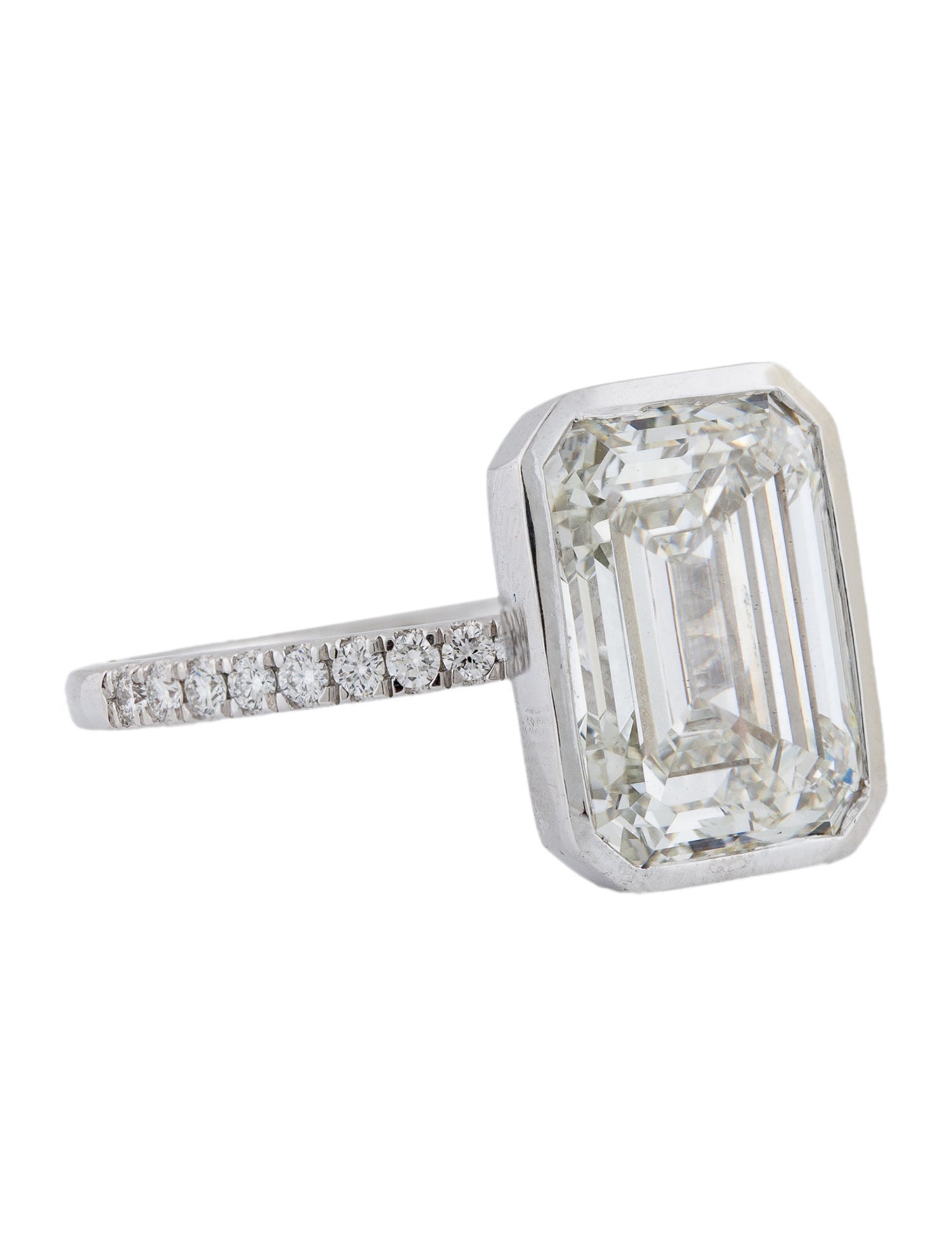 Engagement Ring 7.20ct Lab-Grown Diamond Engagement Ring