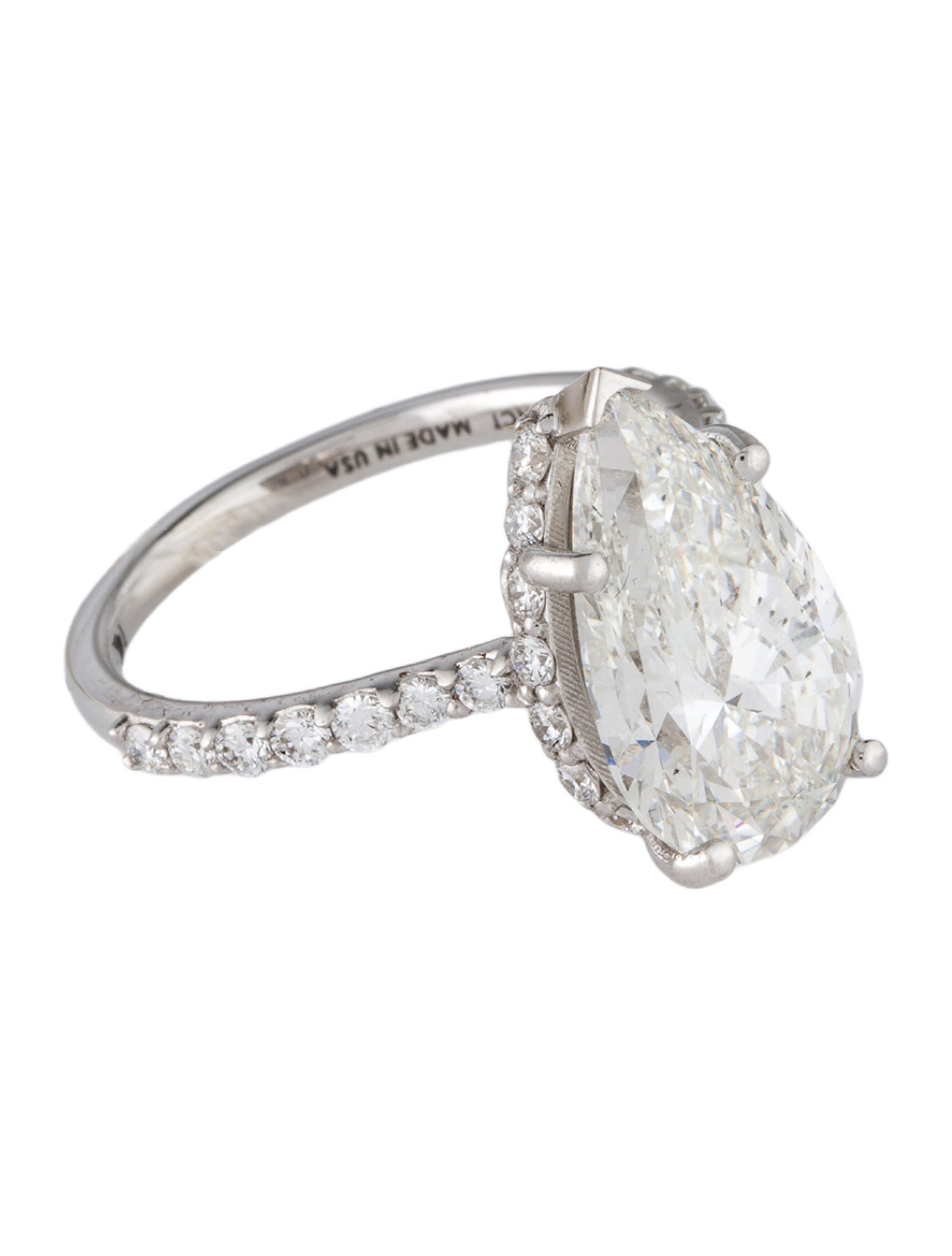 Engagement Ring 4.11ct Lab-Grown Diamond