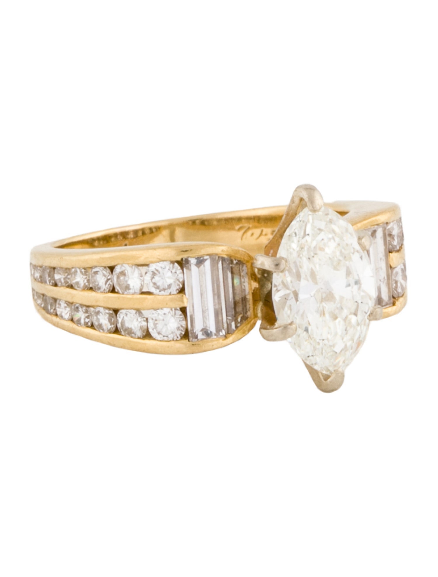 Engagement Ring 2.68ctw Diamond