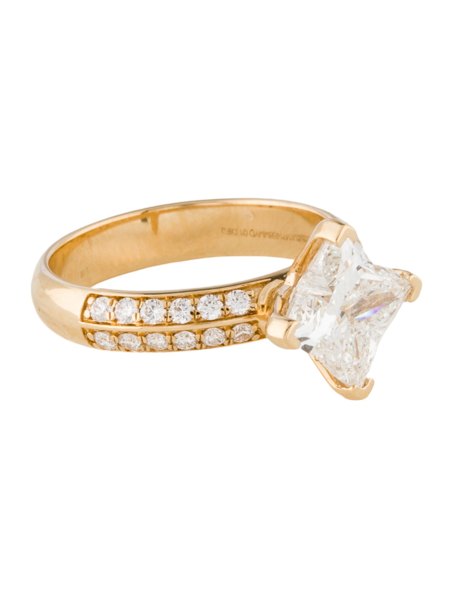 Engagement Ring 18K Lab-Grown Diamond Engagement Ring