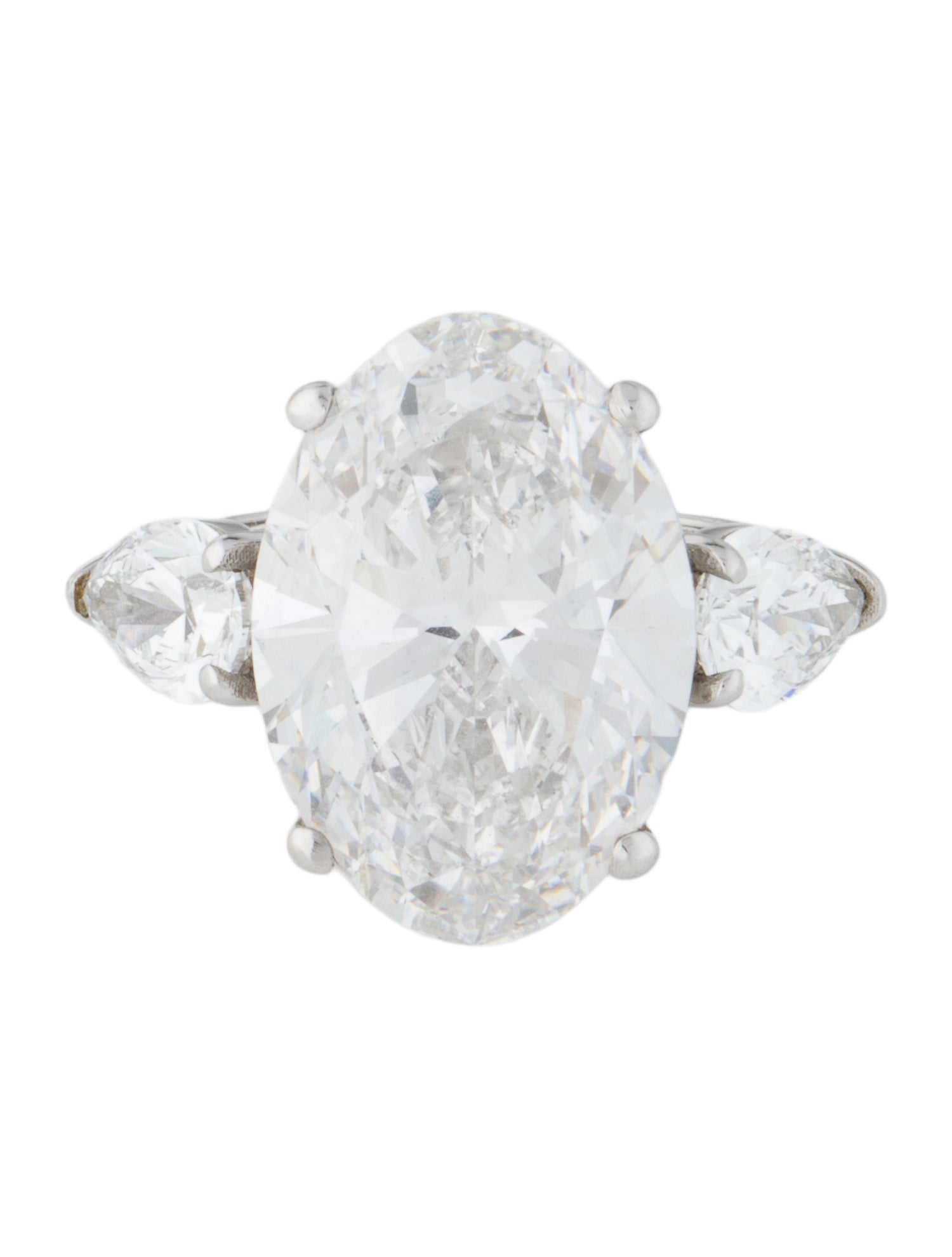 Engagement Ring 18K 14.63ctw Three-Stone Lab-Grown Diamond Enagagement Ring