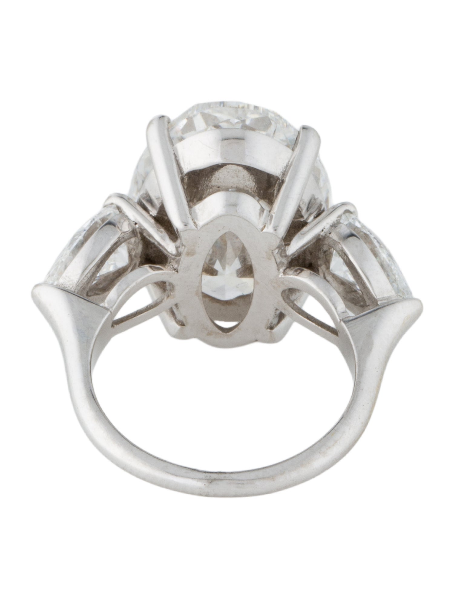 Engagement Ring 18K 14.63ctw Three-Stone Lab-Grown Diamond Enagagement Ring