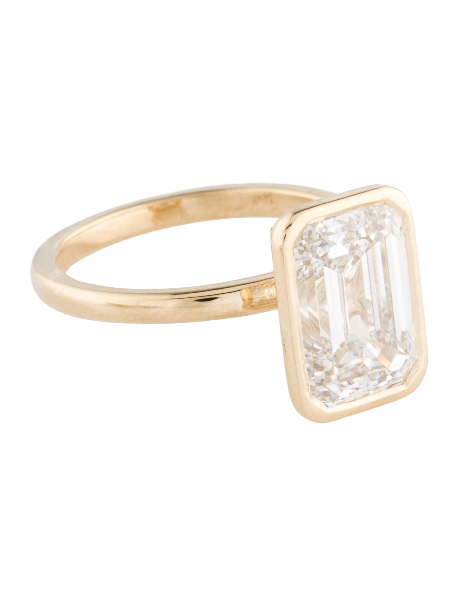 Engagement Ring 4.92ct Lab-Grown Diamond