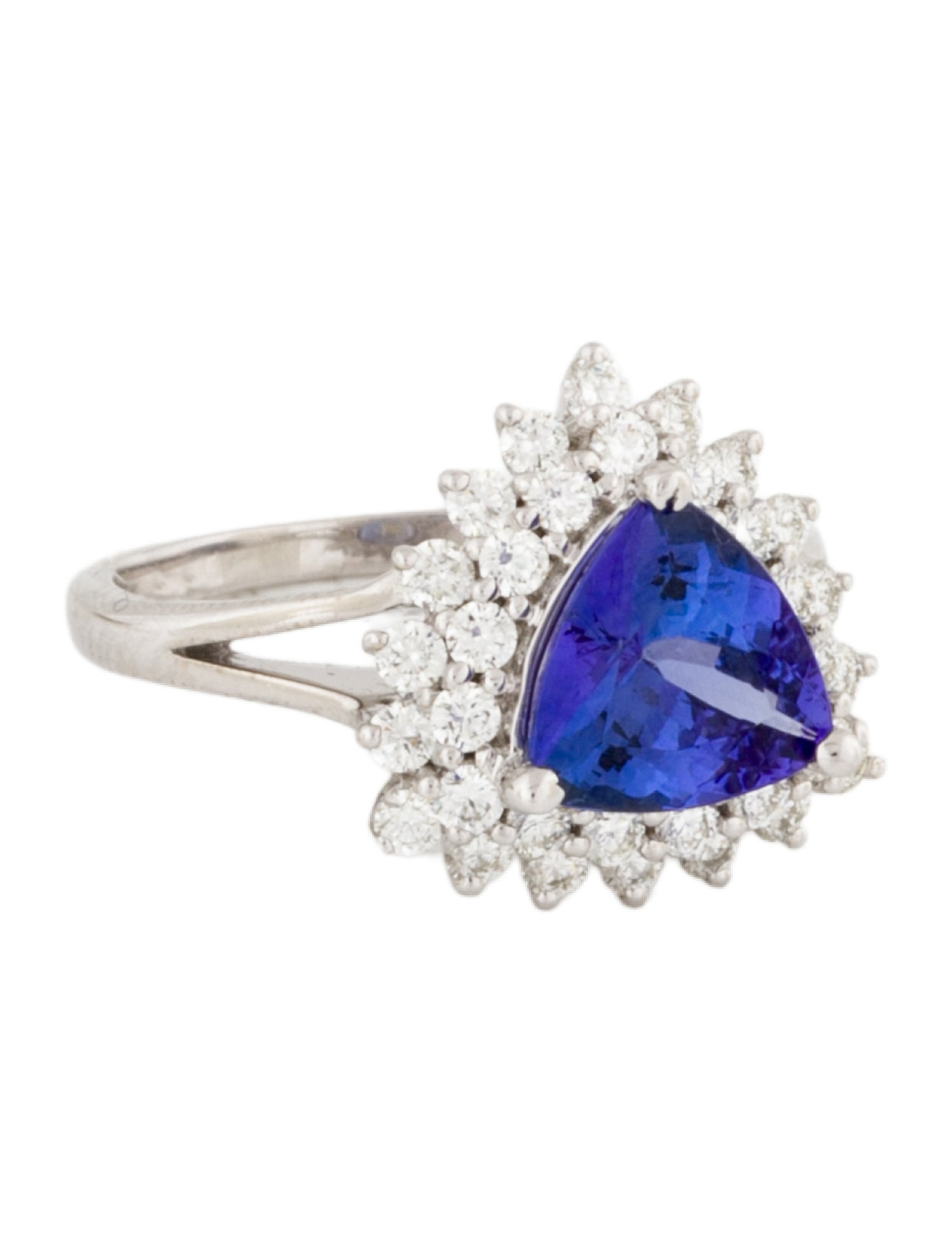 Engagement Ring 1.94ct Tanzanite & Diamond
