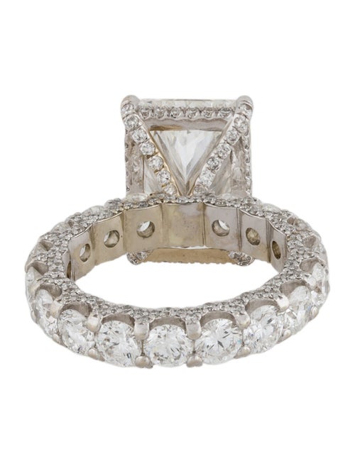 Engagement Ring Lab-Grown Diamond Engagement Ring