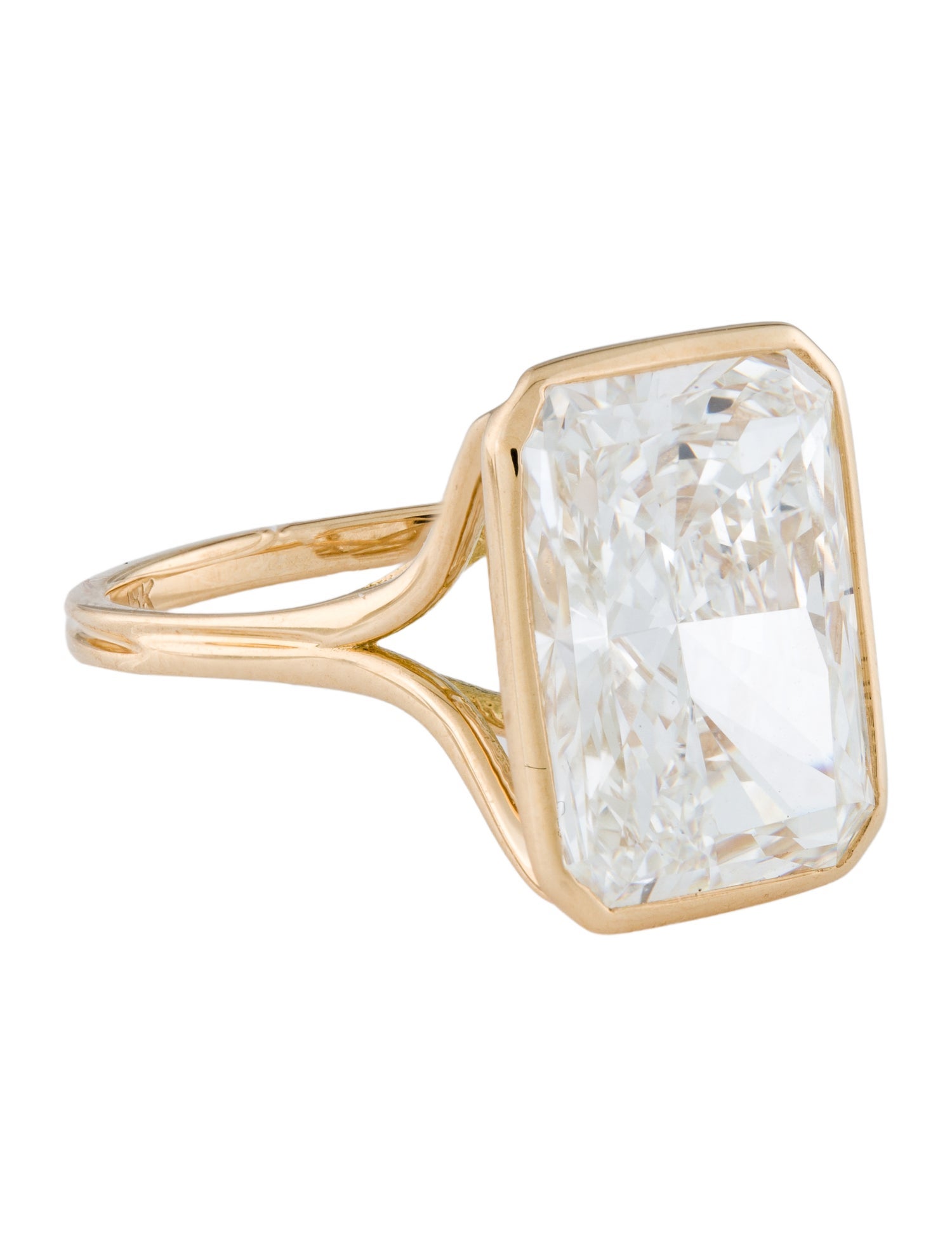 Engagement Ring 6.05ct Lab-Grown Diamond