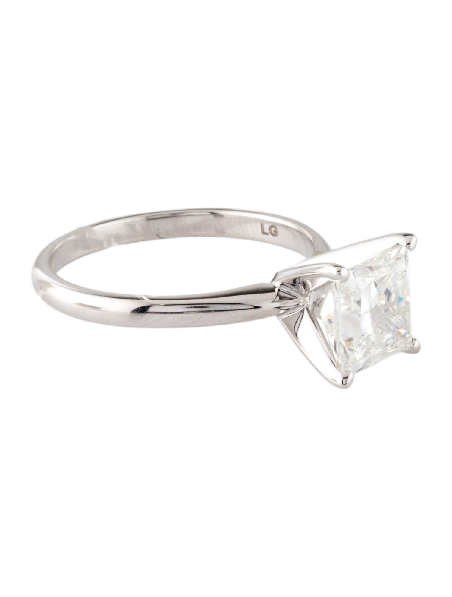 Engagement Ring 2.31ct Lab-Grown Diamond