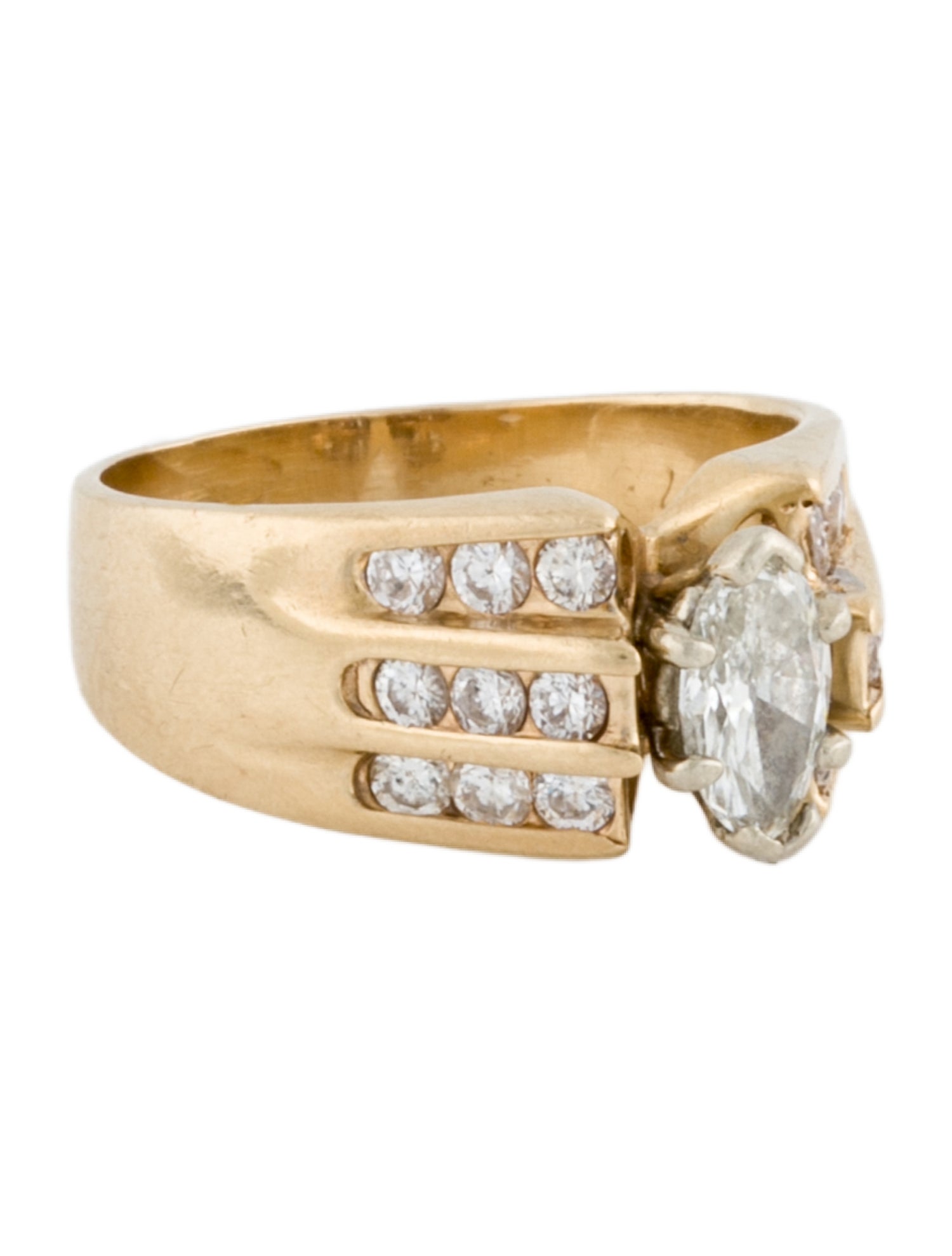 Engagement Ring Diamond