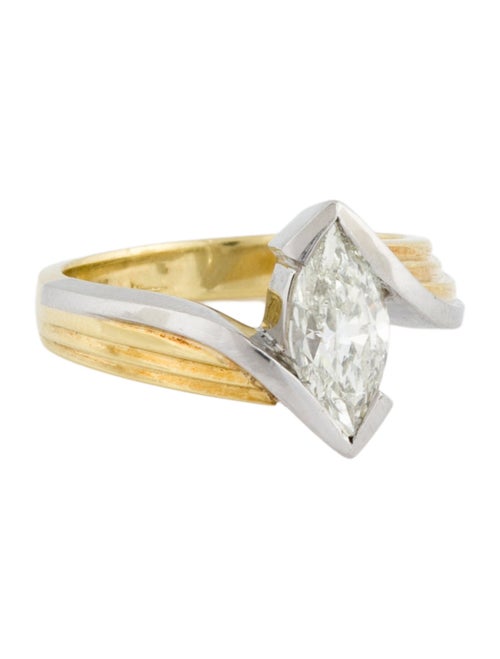 Engagement Ring 1.08ct Marquise Brilliant Engagement Ring