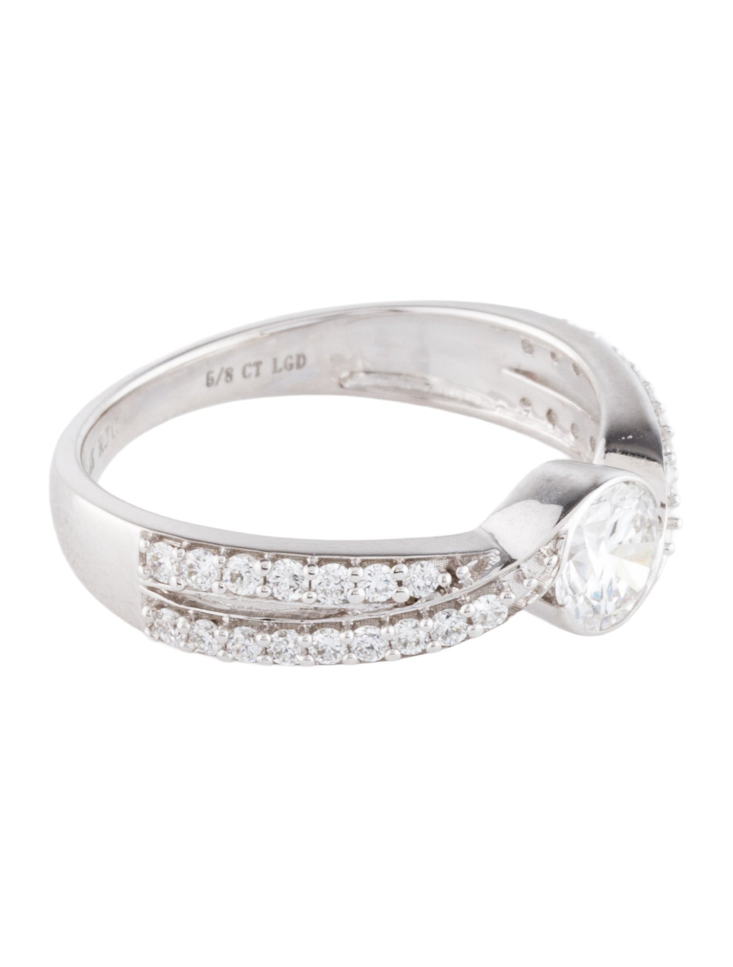 Engagement Ring Lab-Grown Diamond Engagement Ring