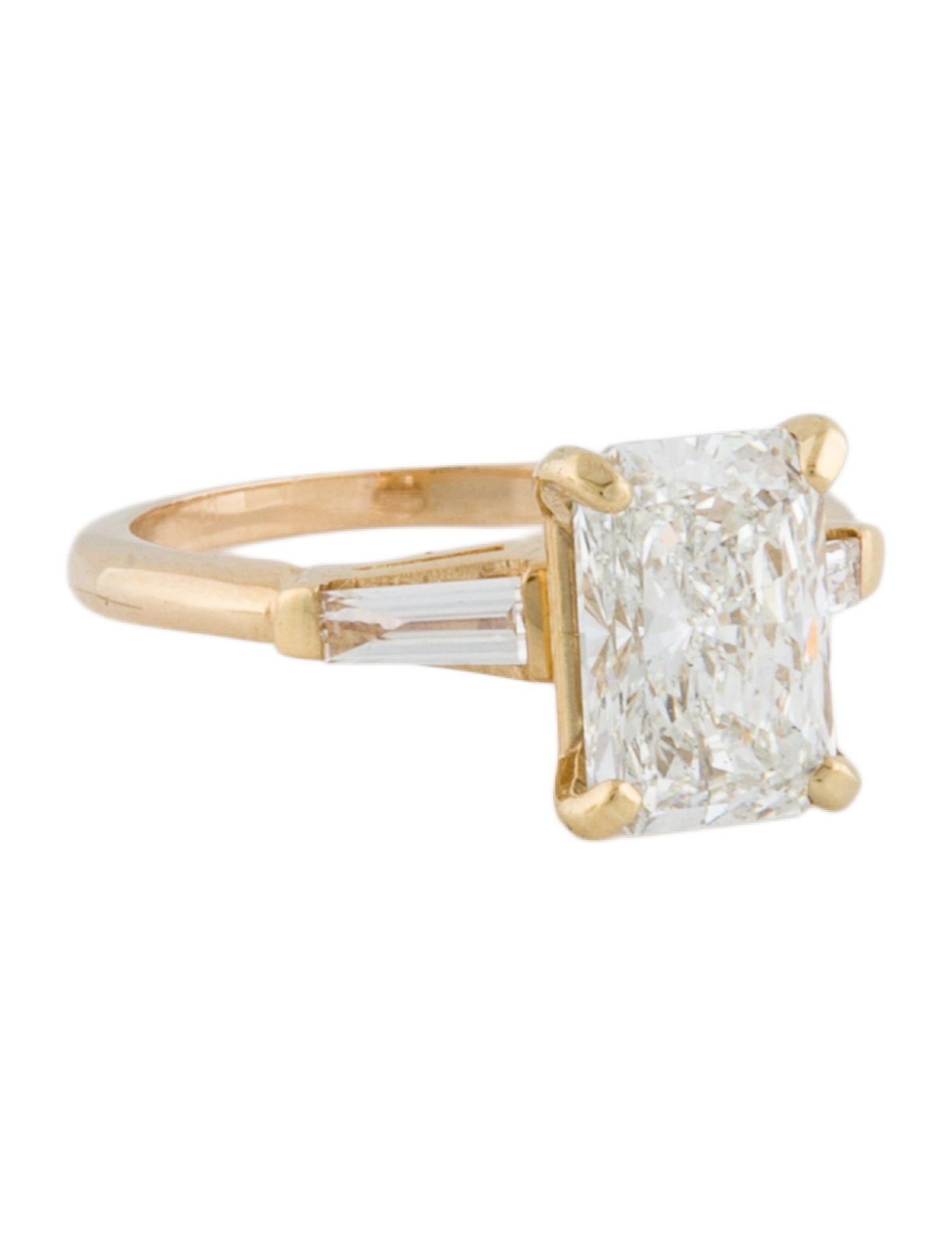 Engagement Ring 2.55ct Lab-Grown Diamond