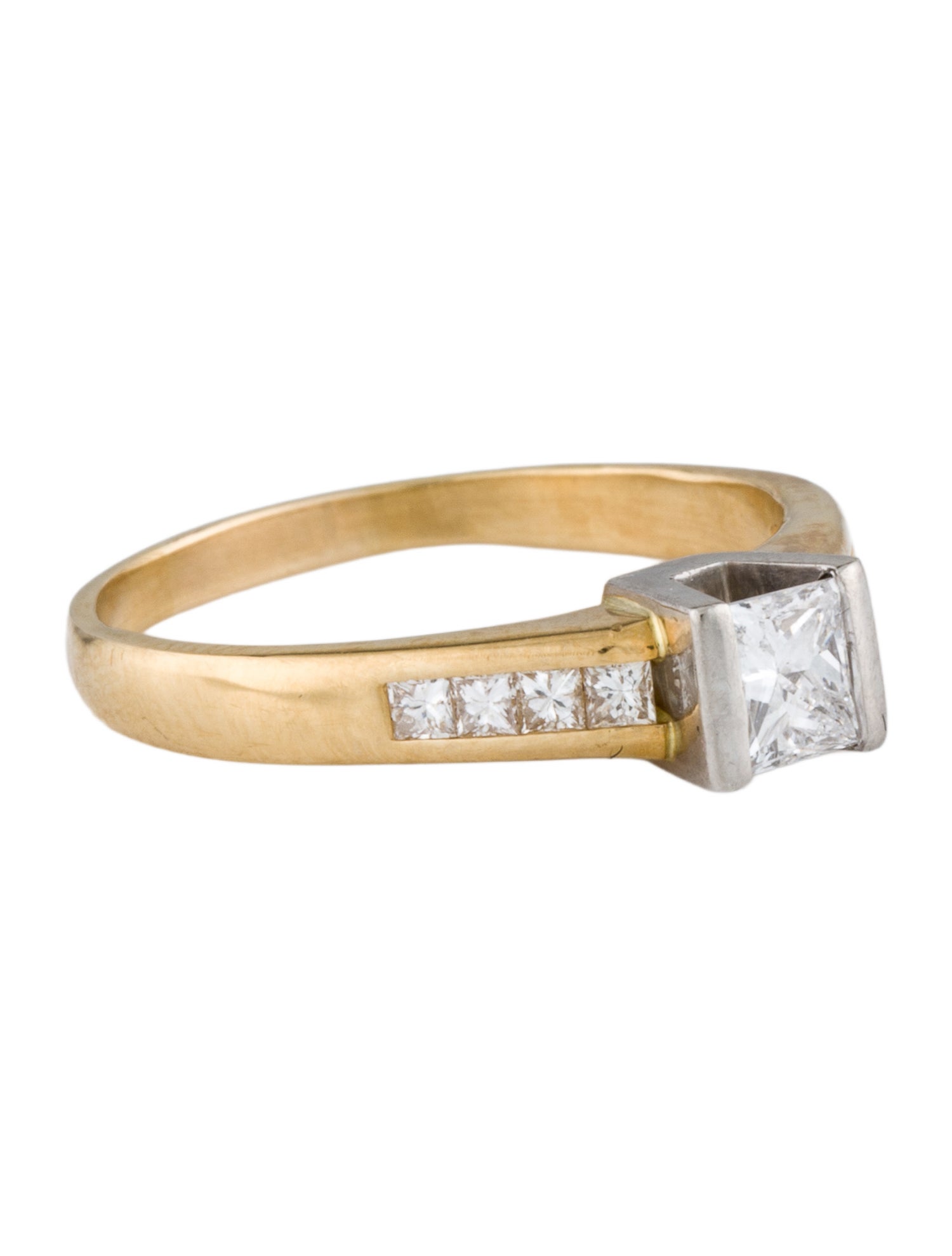 Engagement Ring Diamond