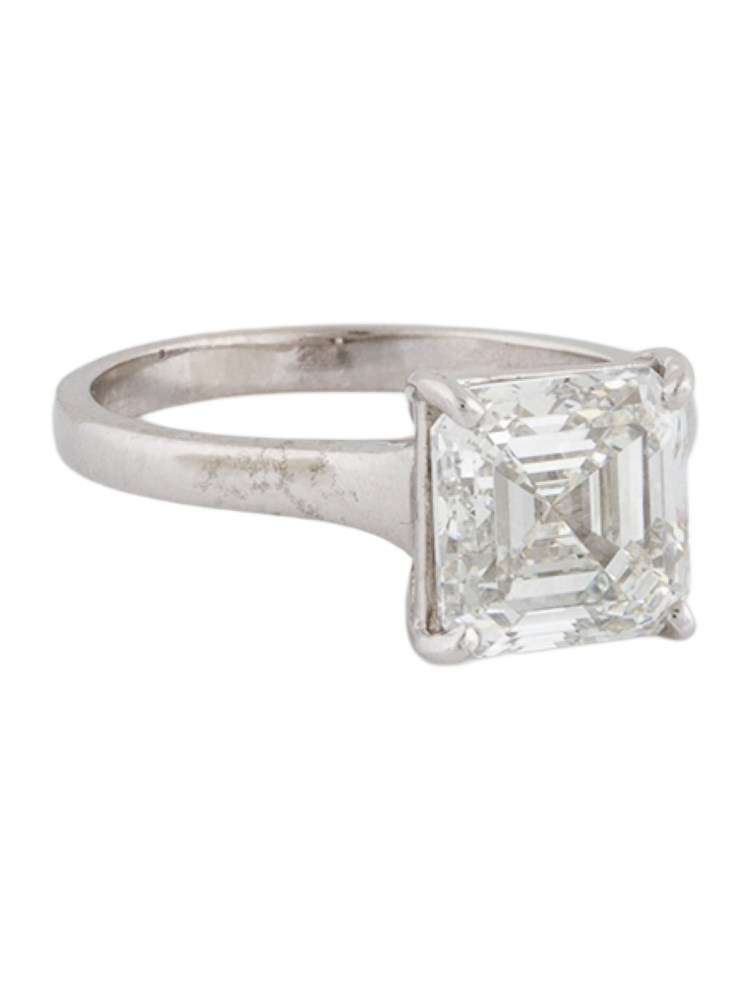 Engagement Ring 4.09ct Lab-Grown Diamond