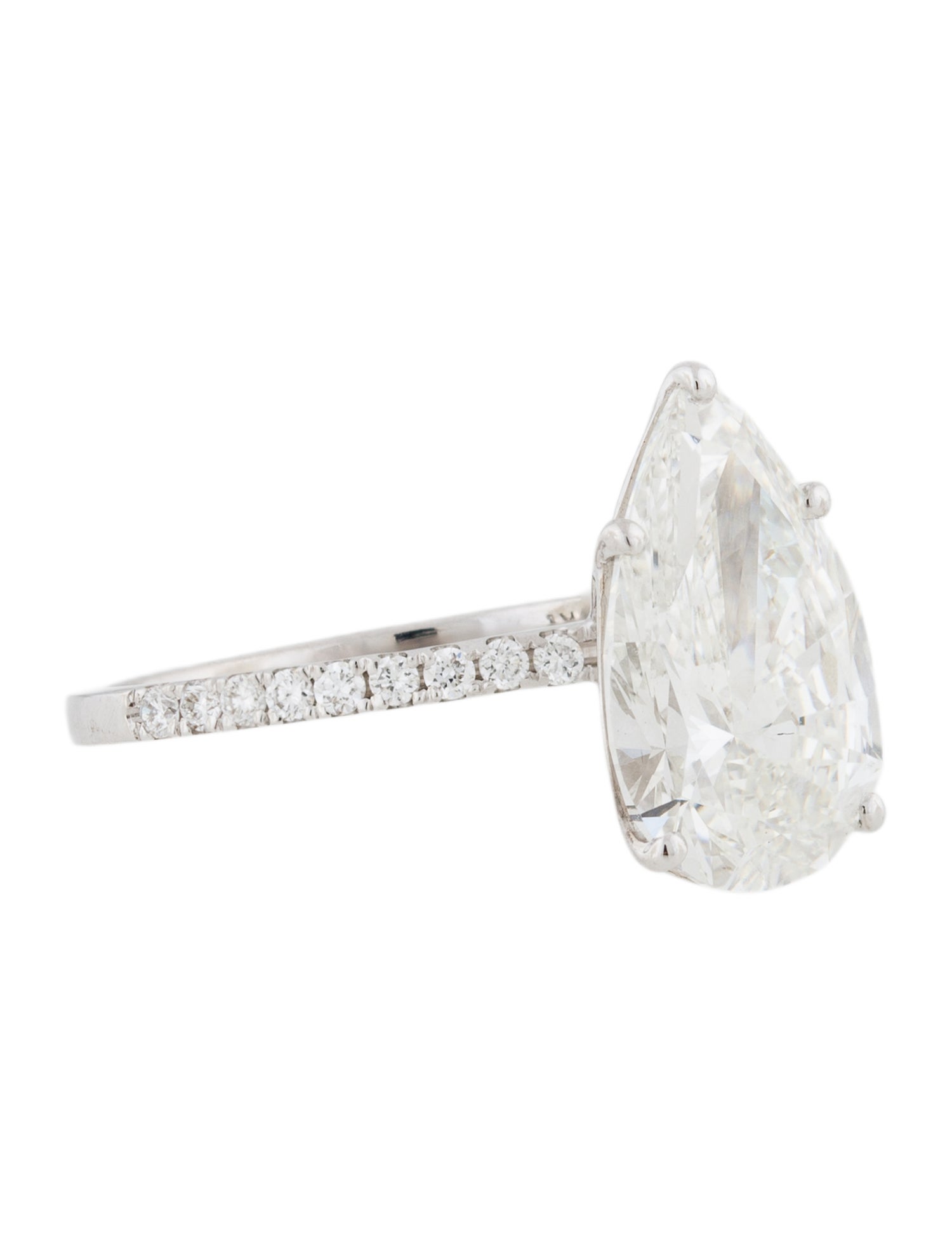 Engagement Ring 18K Lab-Grown 4.00ct Diamond