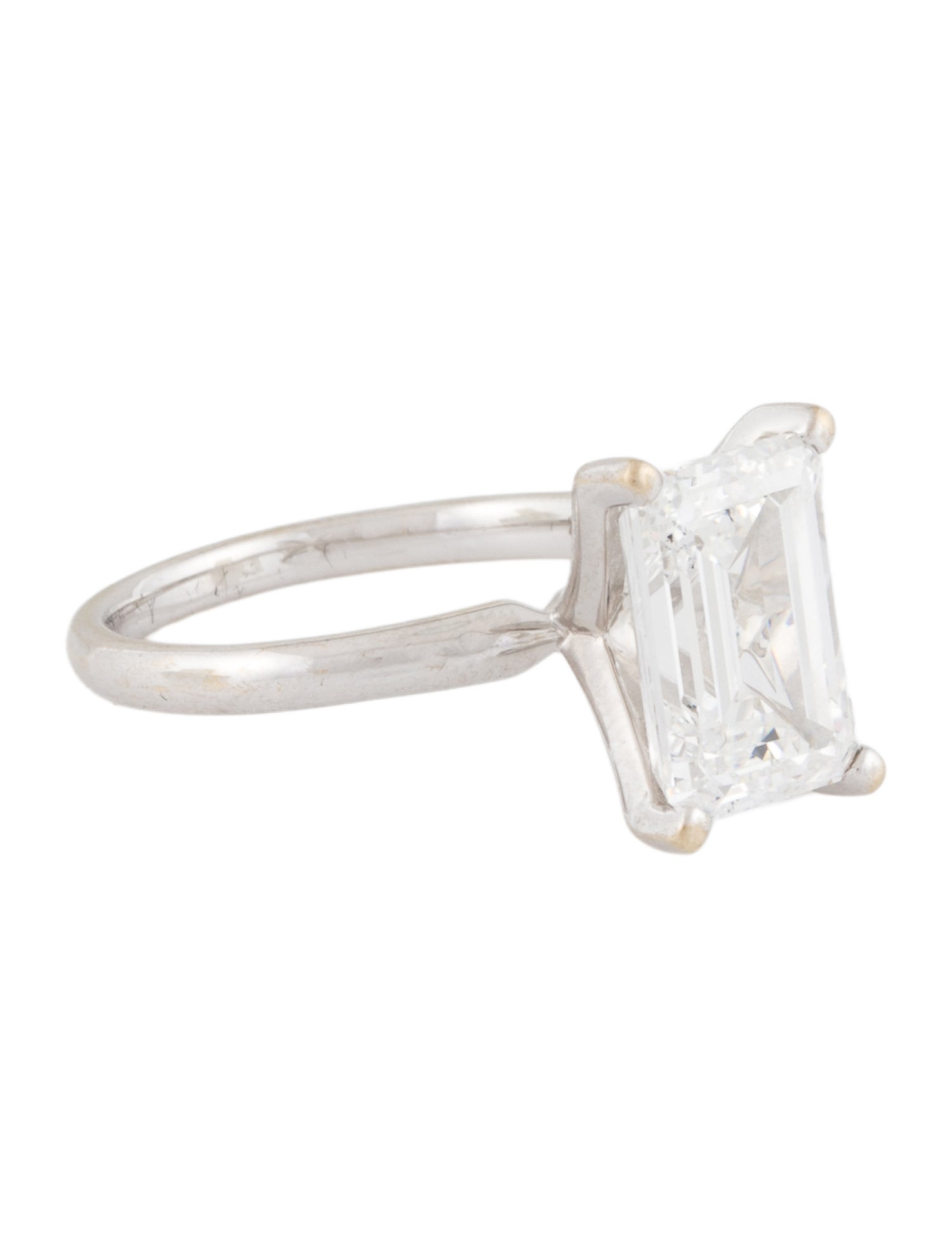 Engagement Ring 5.06ct Lab-Grown Diamond