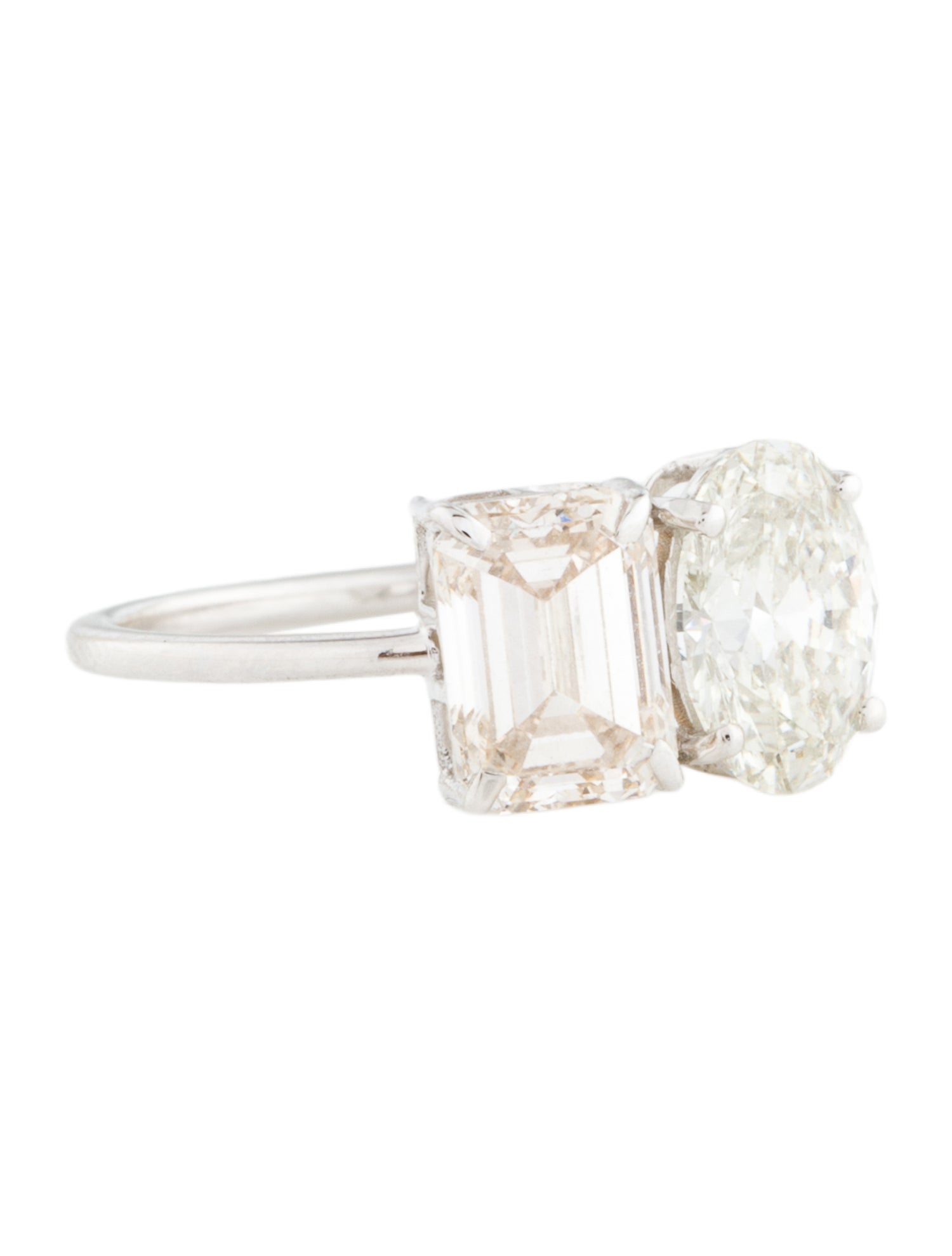 Engagement Ring 2.76ctw Lab-Grown Diamond Toi et Moi Engagement Ring