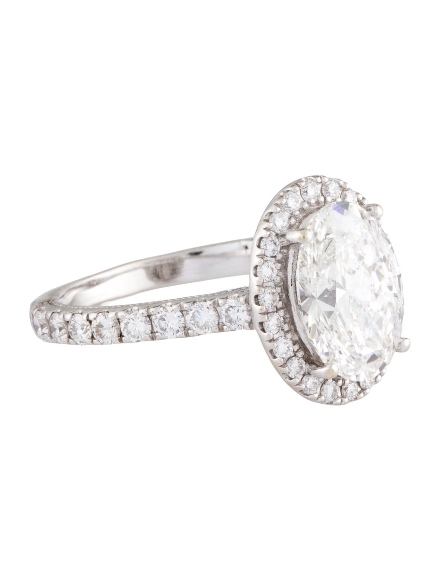 Engagement Ring 3.01ct Lab-Grown Diamond
