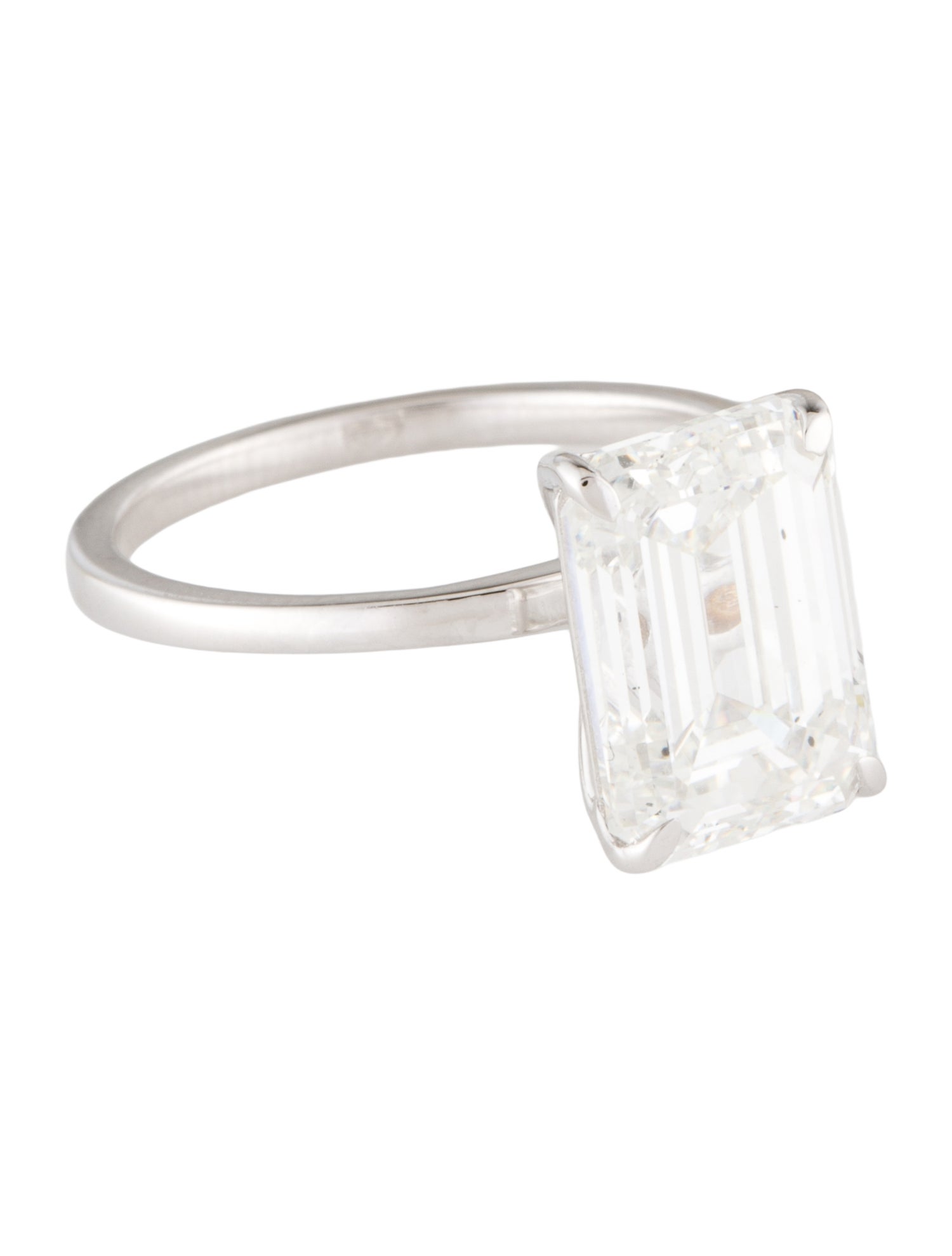 Engagement Ring 5.06ctw Lab-Grown Diamond