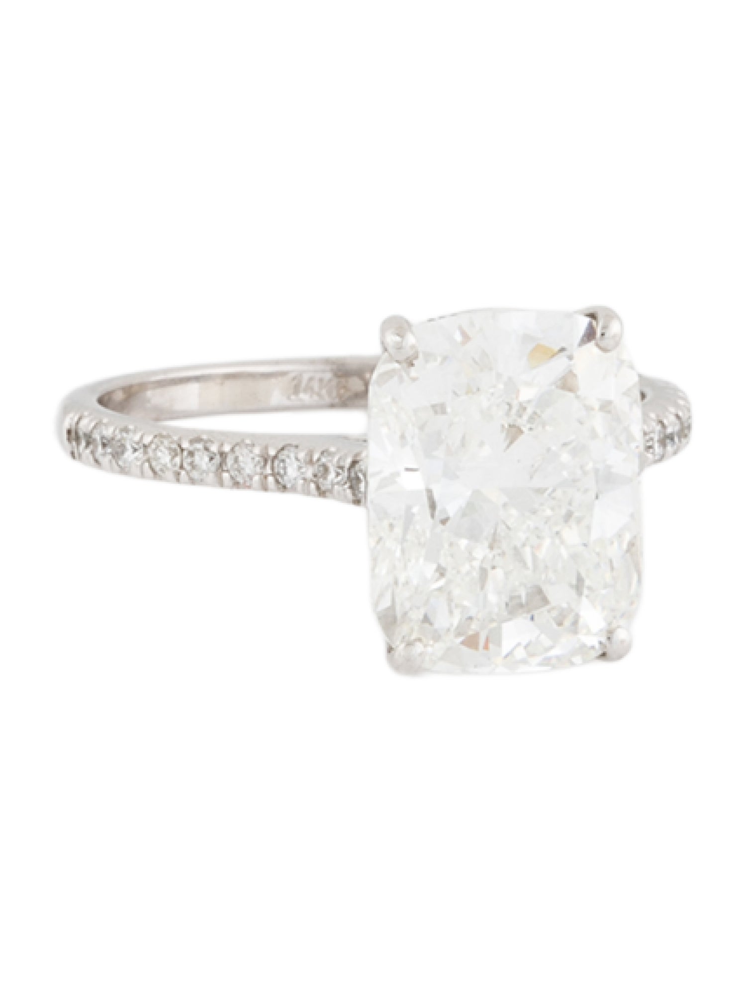 Engagement Ring 5.10ct Lab-Grown Diamond