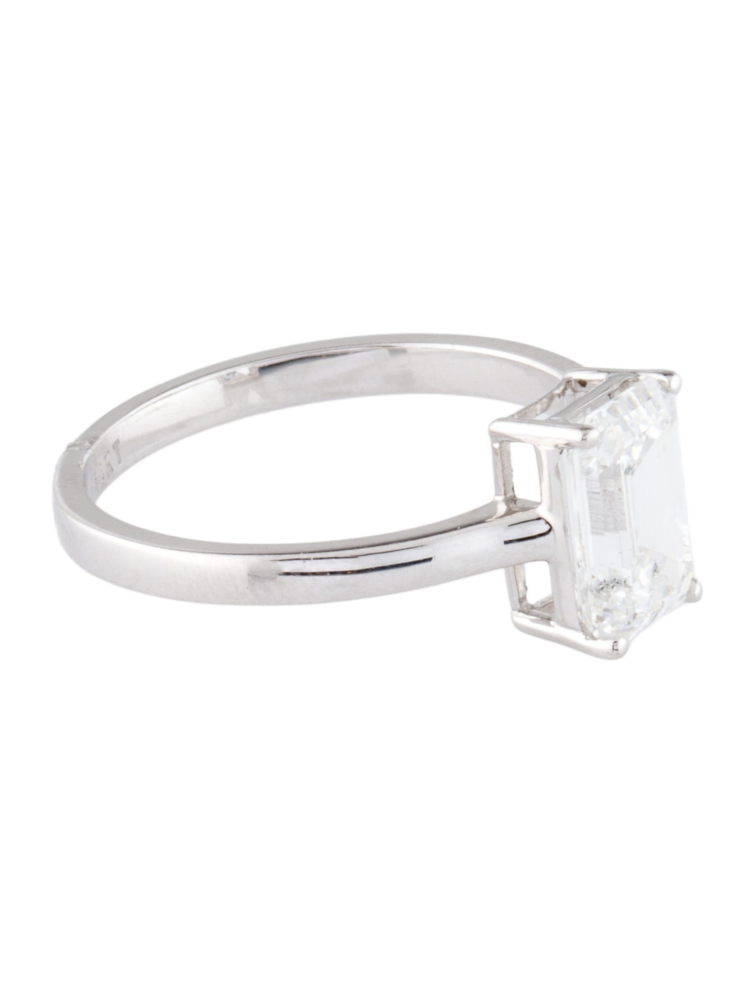 Engagement Ring 1.97ct Lab-Grown Diamond Solitaire Engagement Ring