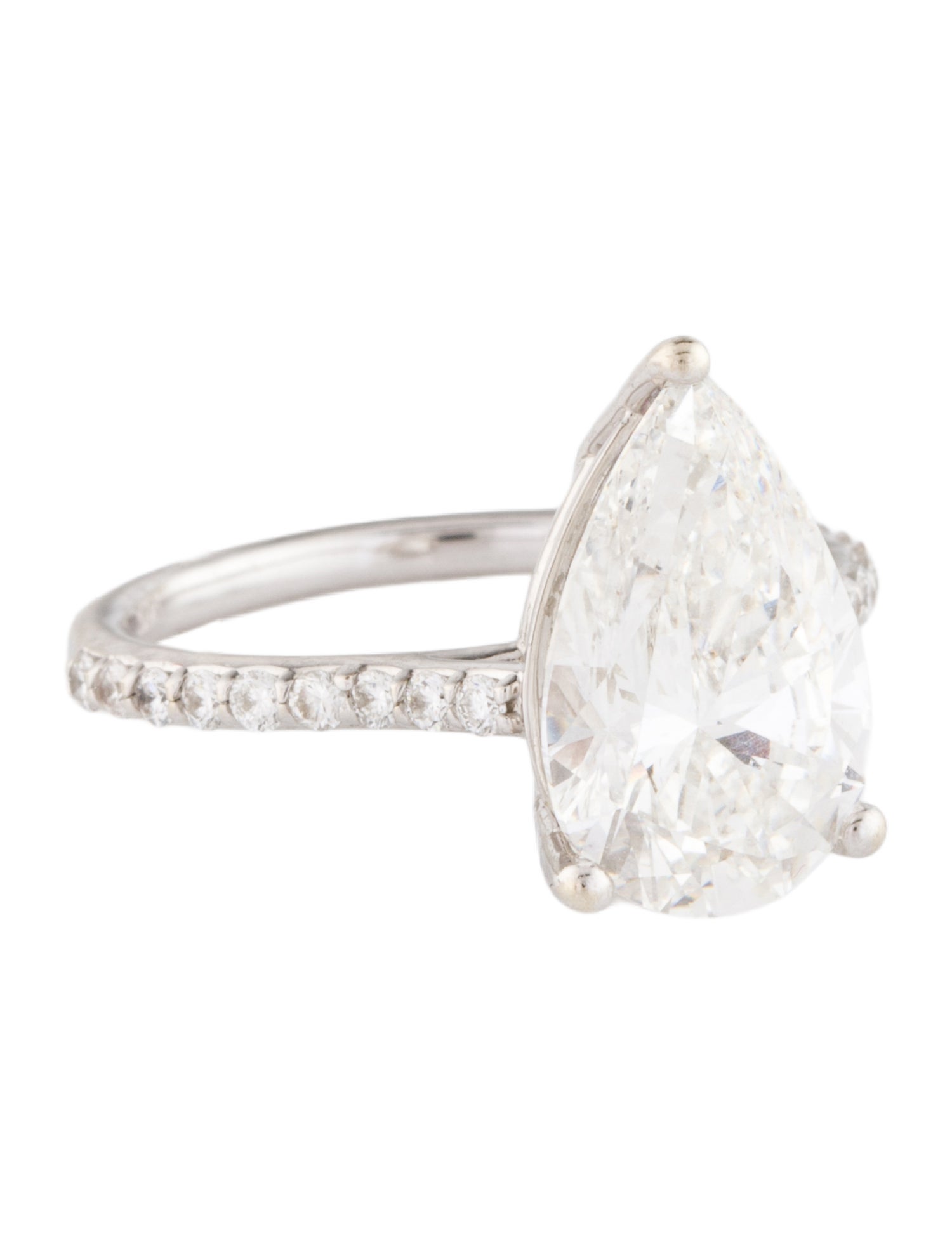 Engagement Ring 4.01ct Lab-Grown Diamond Engagement Ring