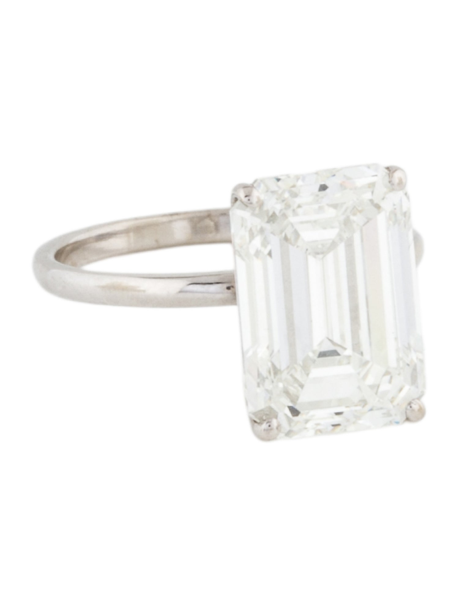 Engagement Ring 7.45ct Lab-Grown Diamond Solitaire