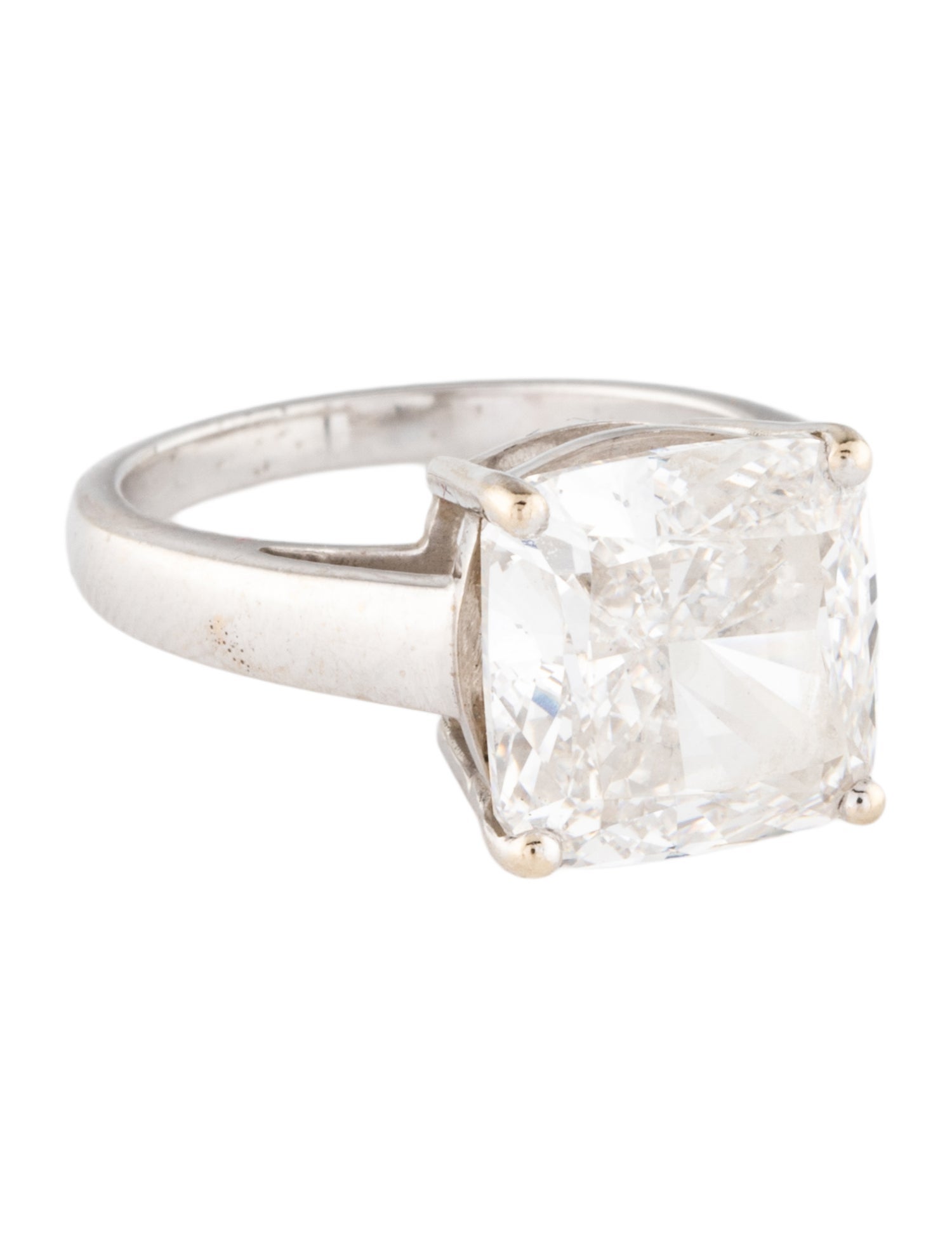 Engagement Ring 7.07ct Lab-Grown Diamond Solitaire Engagement Ring