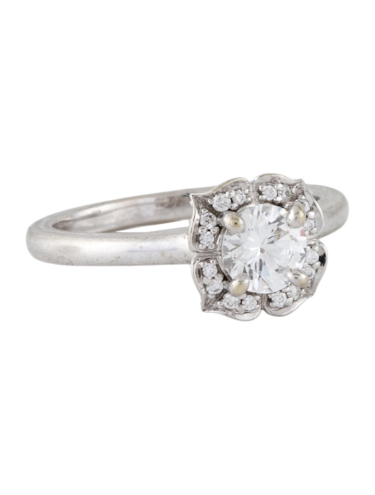 Engagement Ring Diamond Flower