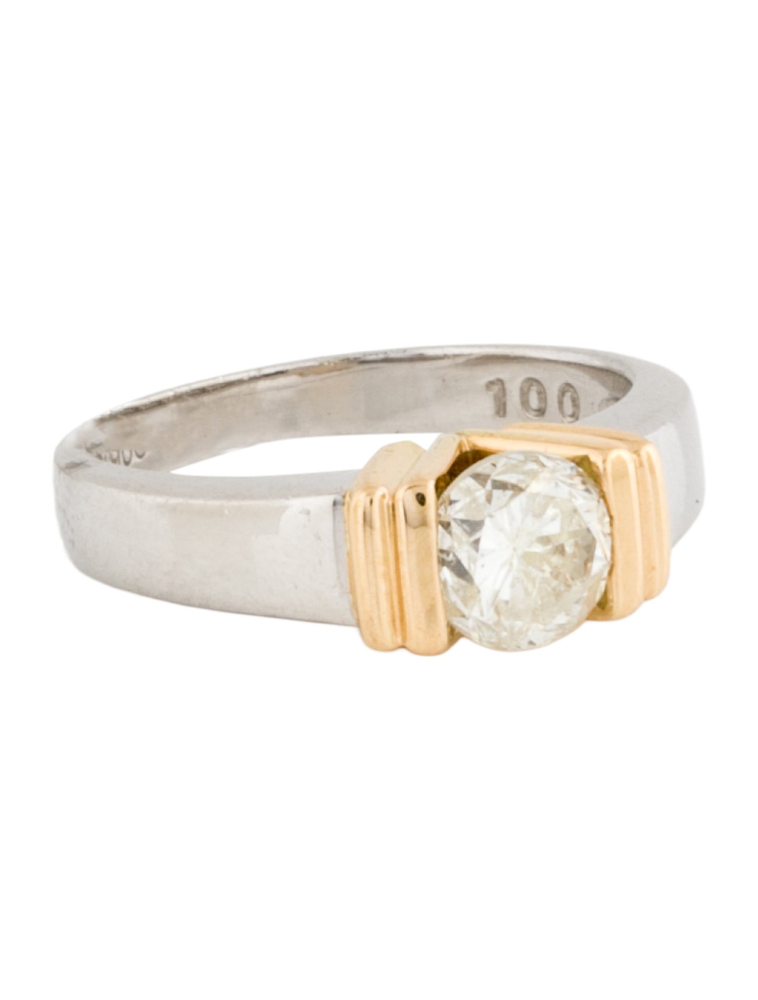 Engagement Ring Diamond