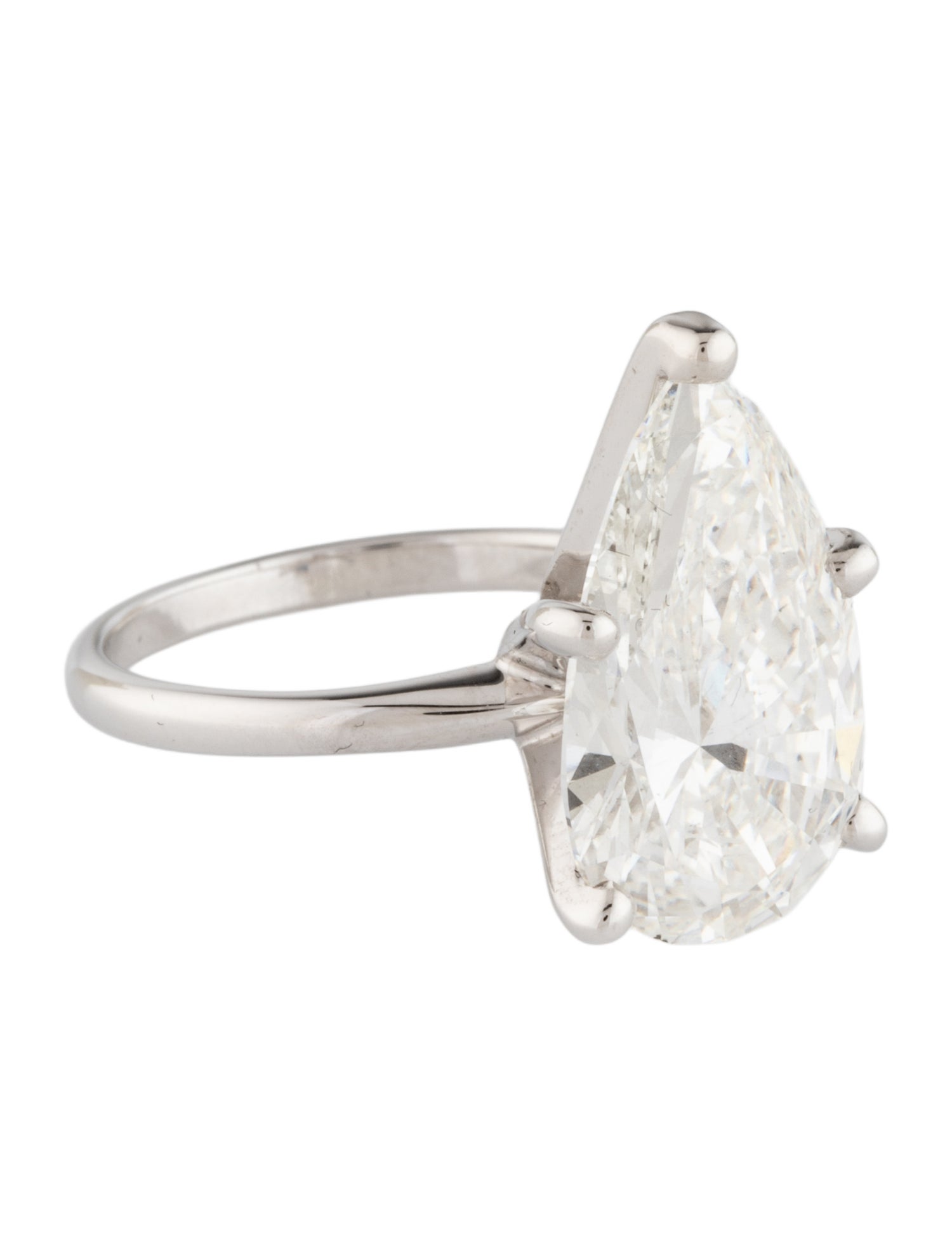 Engagement Ring 7.02ctw Lab-Grown Diamond Enagagement Ring