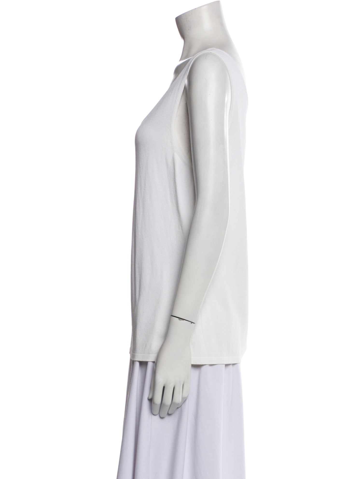 Escada Scoop Neck Sleeveless Top