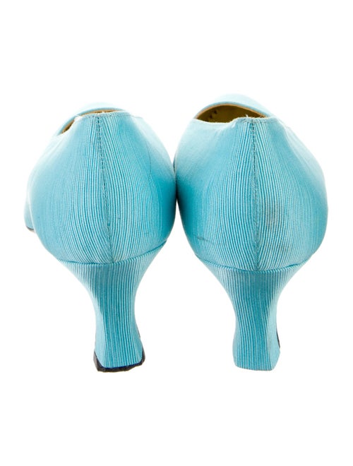 Escada Leather Pumps