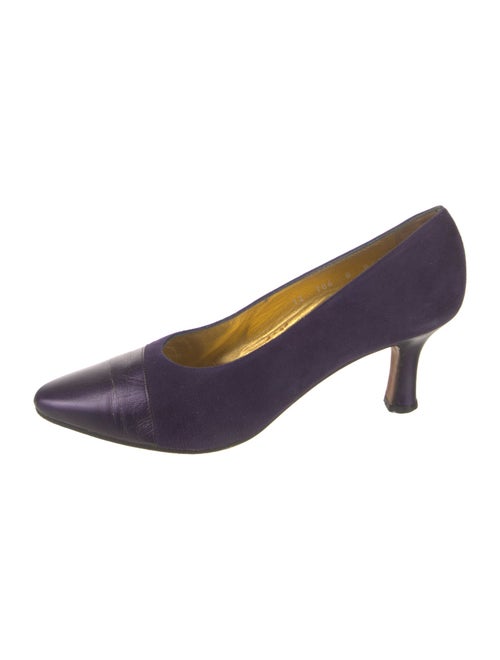 Escada Suede Pumps