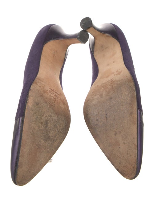 Escada Suede Pumps