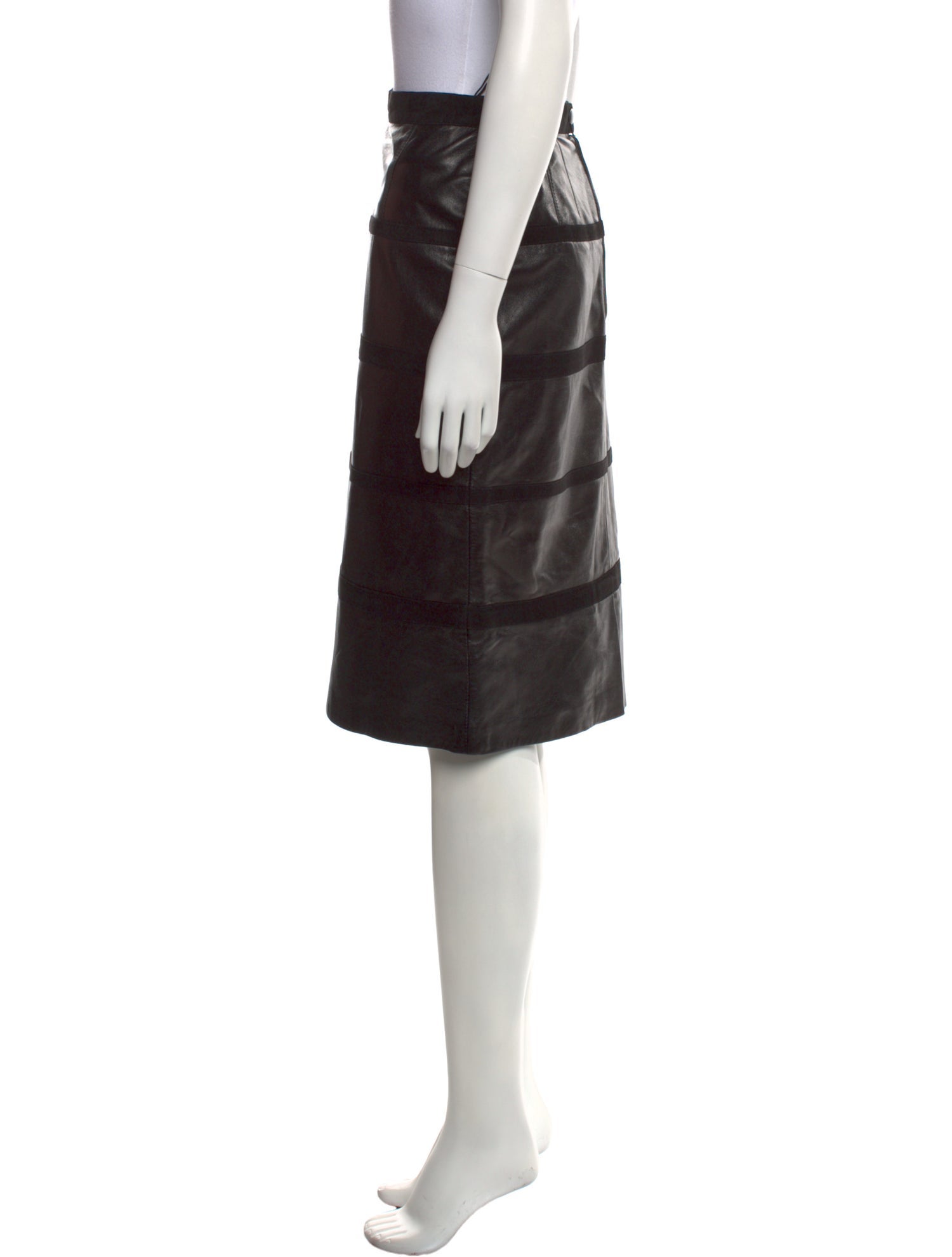 Escada Leather Knee-Length Skirt