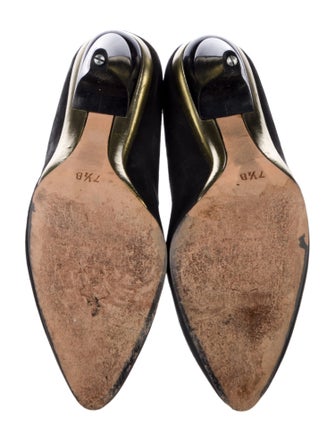 Escada Suede Pumps