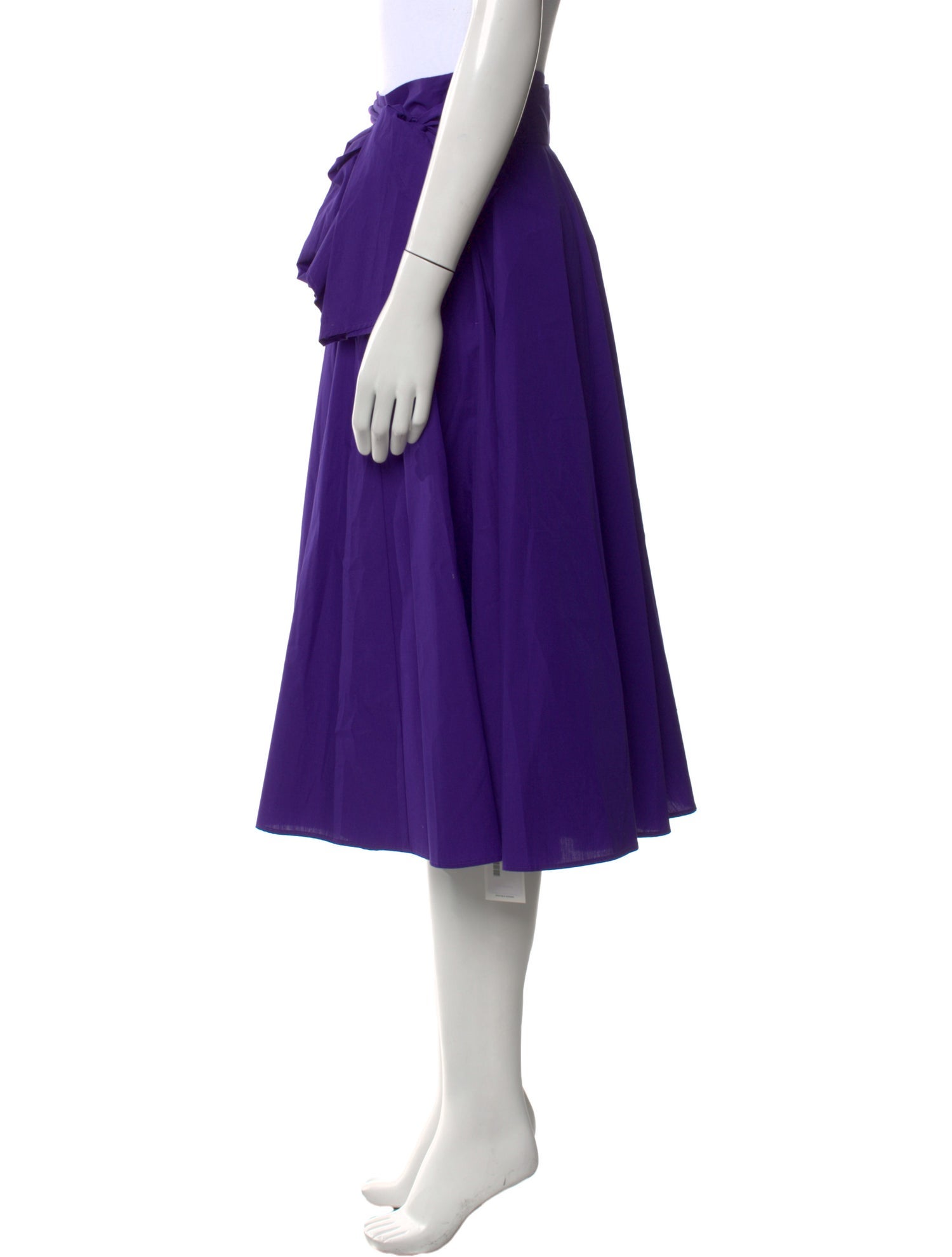 Escada Embroidered Accent Knee-Length Skirt w/ Tags