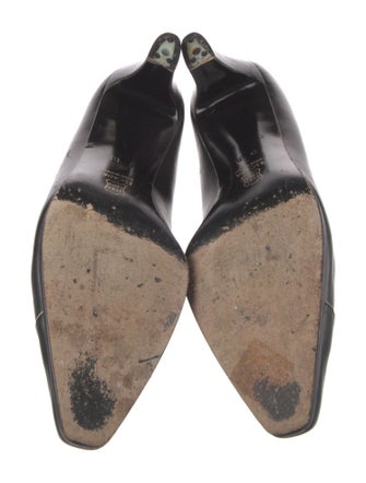 Escada Leather Pumps