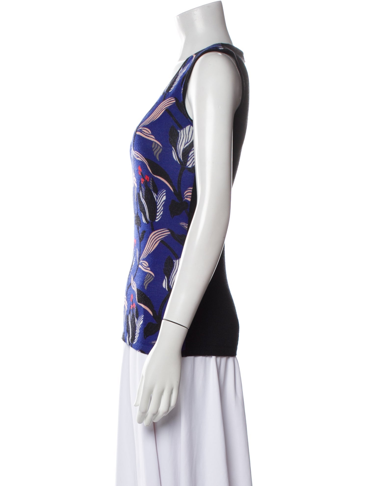 Escada Printed Scoop Neck Top