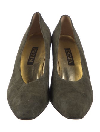 Escada Suede Pumps