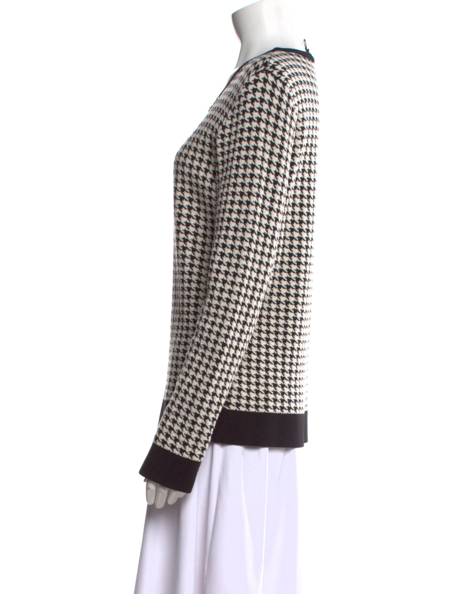 Escada Wool Houndstooth Print Sweater