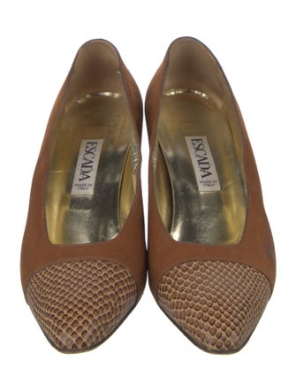Escada Suede Pumps
