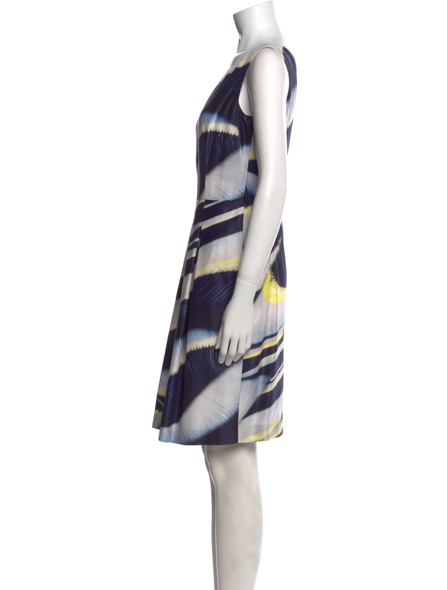 Escada Printed Knee-Length Dress