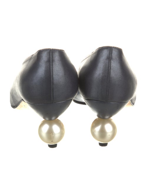 Escada Leather Pumps